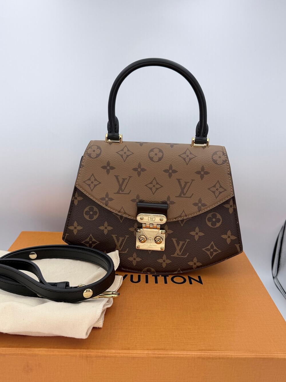 LOUIS VUITTON Tilsitt Monogram Reverse M46548 
Excellent Full Set 🌸 (HO01601)